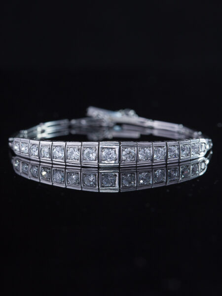 Art Deco 2.08 Ct Diamond And Platinum Line Bracelet